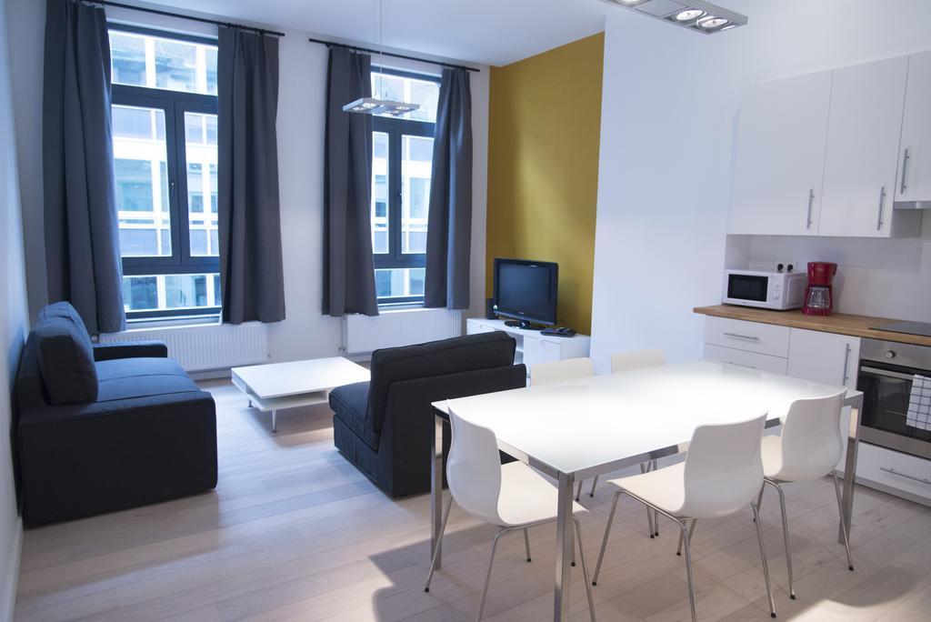Grand Place Apartments Sablon Brüksel Oda fotoğraf